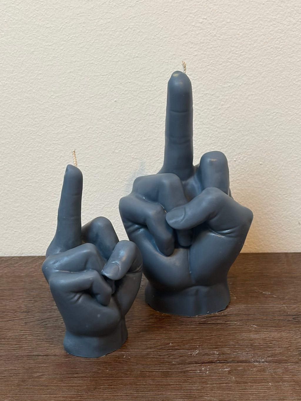 Die freundlichste Kerze der Welt - Mittelfinger Standkerze